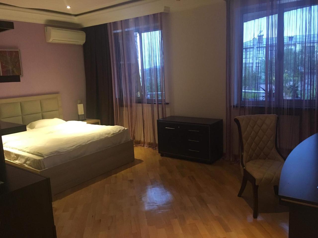 Grand Hotel Kapan, Armenia Extérieur photo